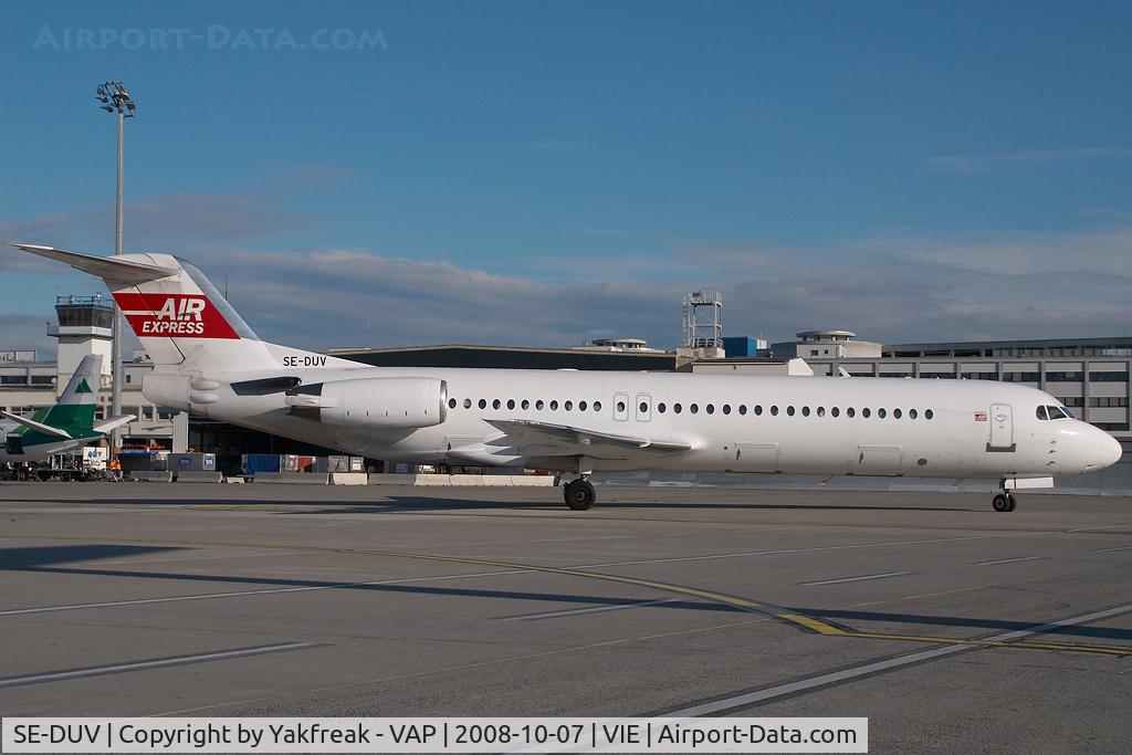 SE-DUV, 1989 Fokker 100 (F-28-0100) C/N 11291, Air Express Fokker 100