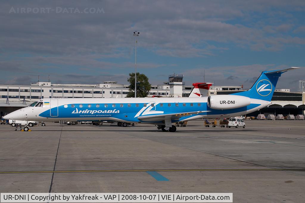UR-DNI, 2000 Embraer EMB-145EP (ERJ-145EP) C/N 145325, Dnepravia Embraer 145
