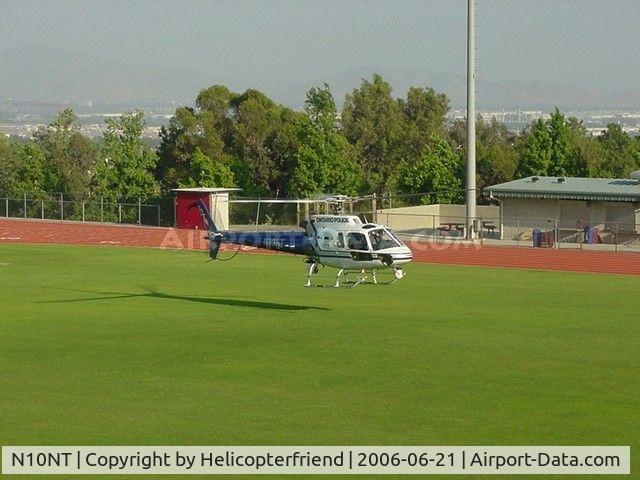 N10NT, 2002 Eurocopter AS-350B-2 Ecureuil Ecureuil C/N 3590, Dropping off K-9 and Officer at IE K-9 Demo Chaffey College
