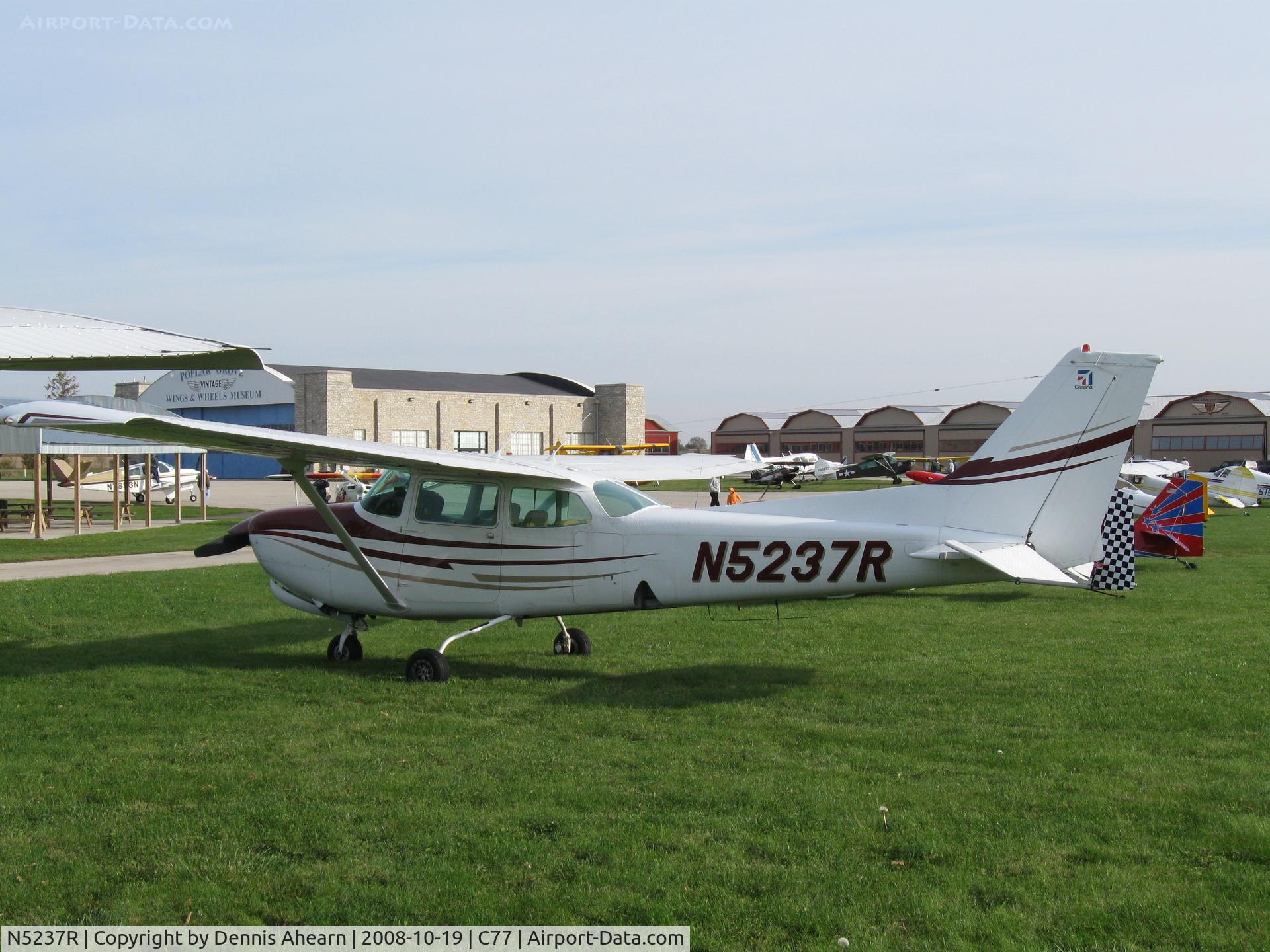 N5237R, 1979 Cessna 172RG Cutlass RG C/N 172RG0048, Poplar Grove,IL