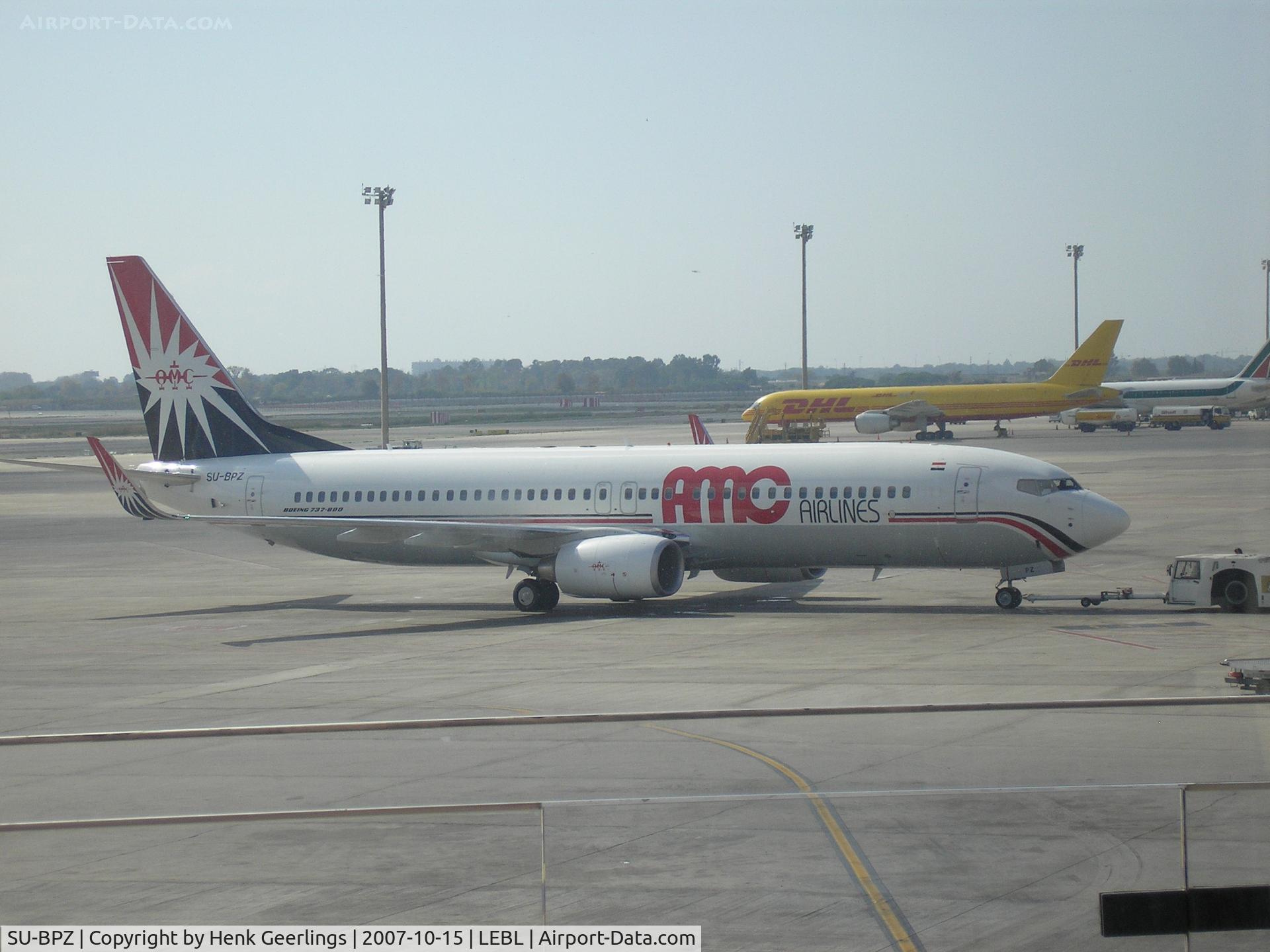 SU-BPZ, 2007 Boeing 737-86N C/N 35213, AMC Aviation at Barcelona