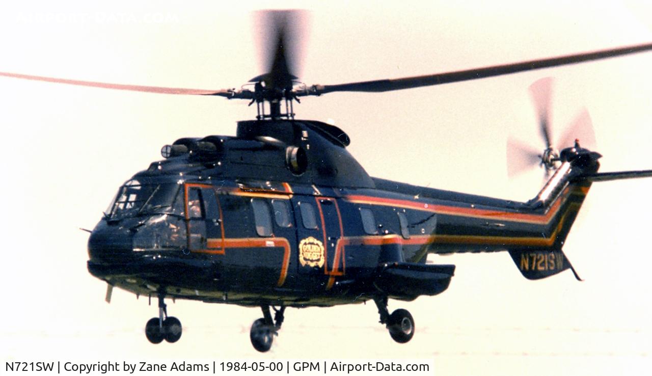 N721SW, Aerospatiale AS-332L Super Puma C/N 2084, Golden Nugget Casino AS332 - Marked N721Sw on one side and N58025 on the other?