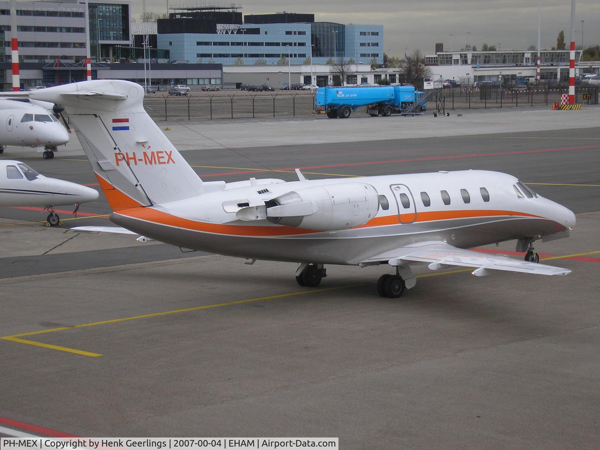 PH-MEX, 1992 Cessna 650 Citation VI C/N 650-0217, Schiphol, SolidAir