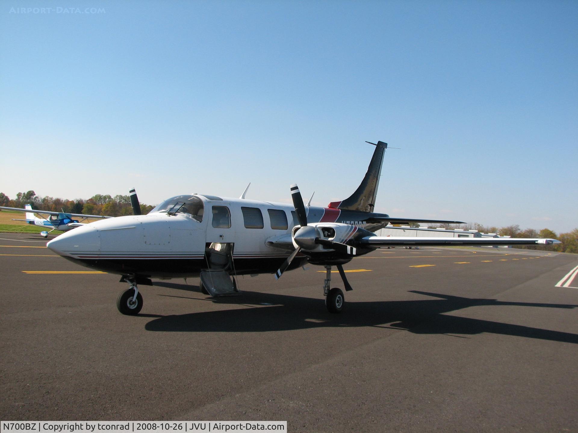 N700BZ, 1978 Piper Aerostar 601P C/N 61P-0532-225, at Queen City