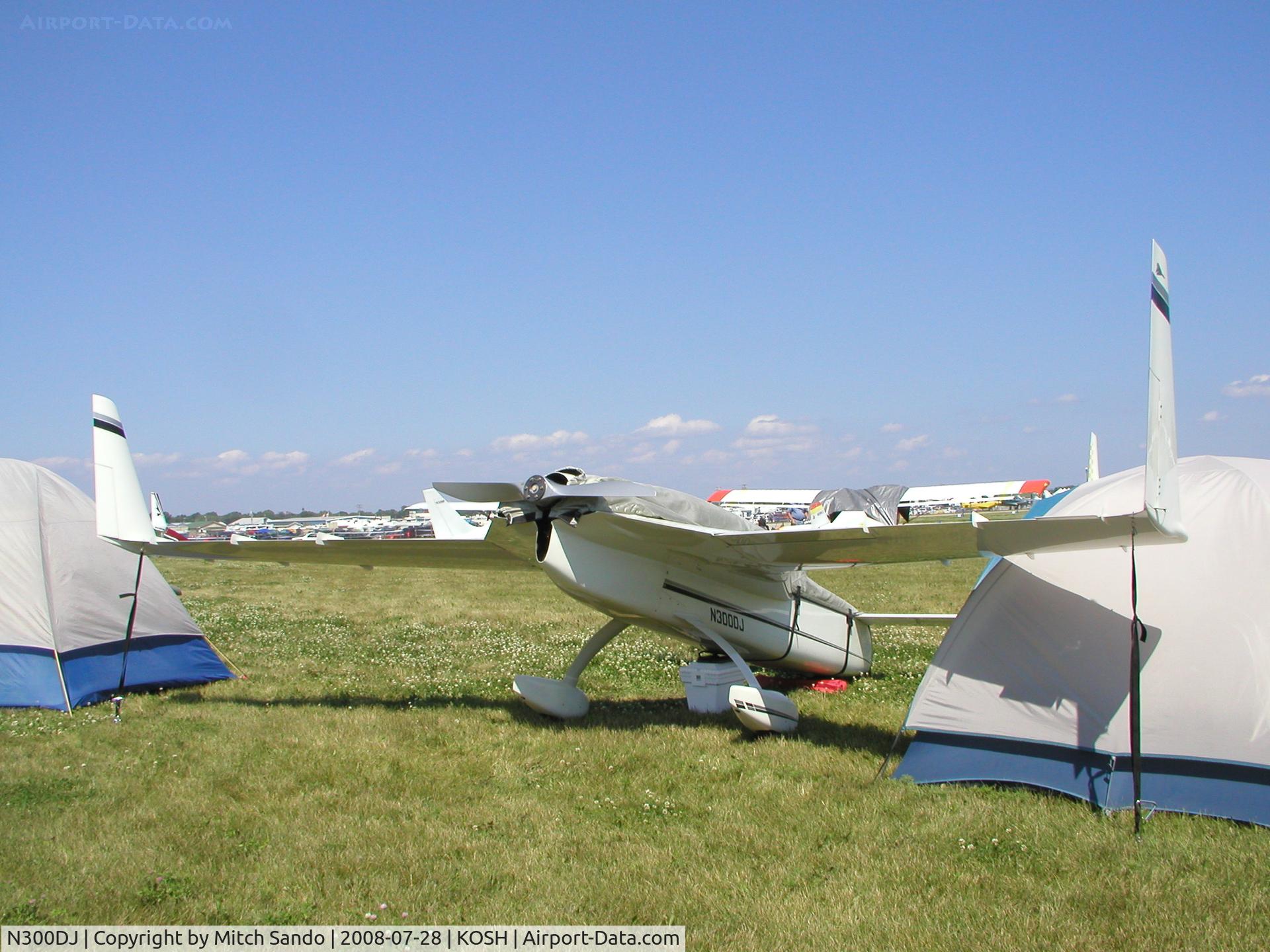 N300DJ, 1981 Rutan VariEze C/N 1098, EAA AirVenture 2008.