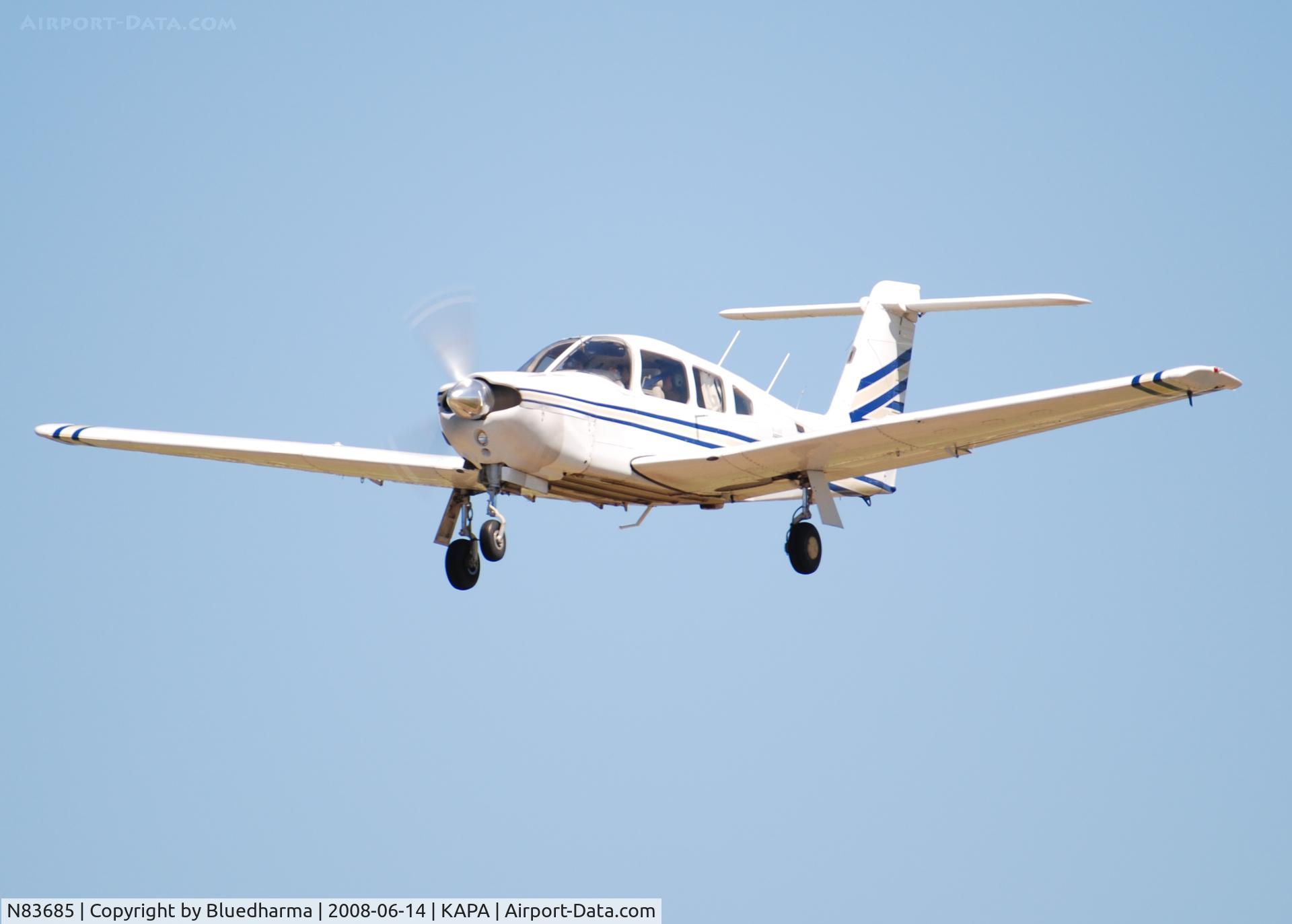 N83685, 1981 Piper PA-28RT-201 Arrow IV C/N 28R-8118046, On final approach to 17L.