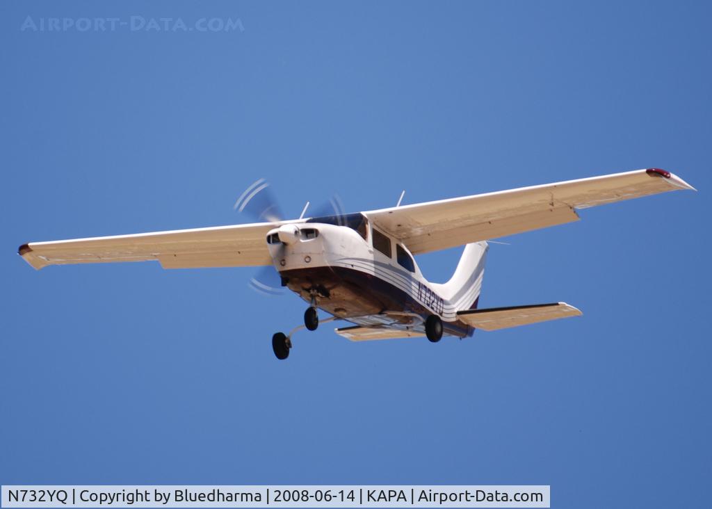N732YQ, 1977 Cessna T210M Turbo Centurion C/N 21061884, On final approach to 17L.
