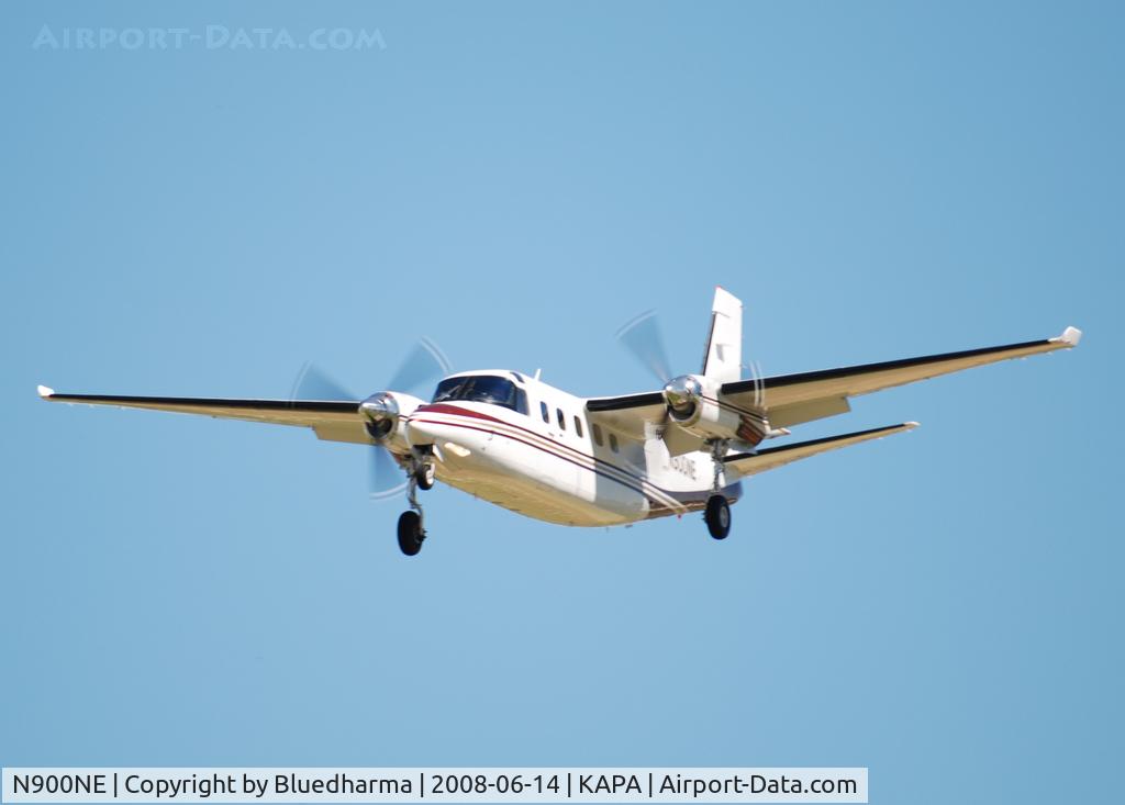 N900NE, 1982 Gulfstream Am Corp Comm Div 690D C/N 15008, On final approach to 17L.