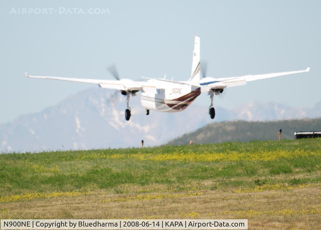 N900NE, 1982 Gulfstream Am Corp Comm Div 690D C/N 15008, On final approach to 17L.