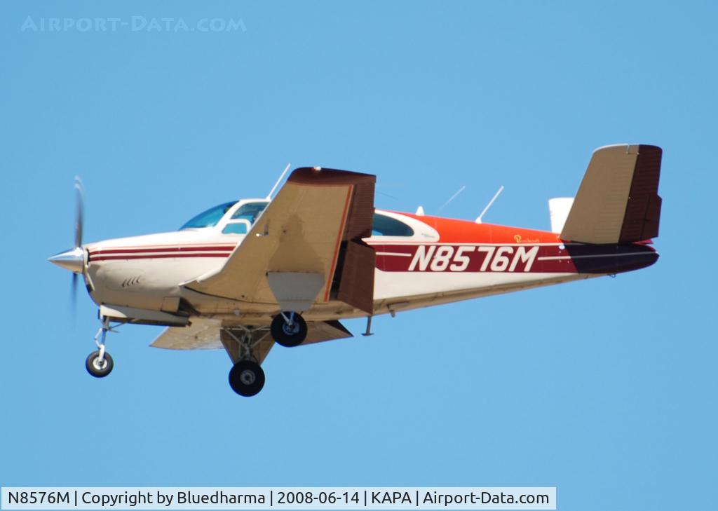 N8576M, 1963 Beech P35 Bonanza C/N D-7214, On final approach to 17L.