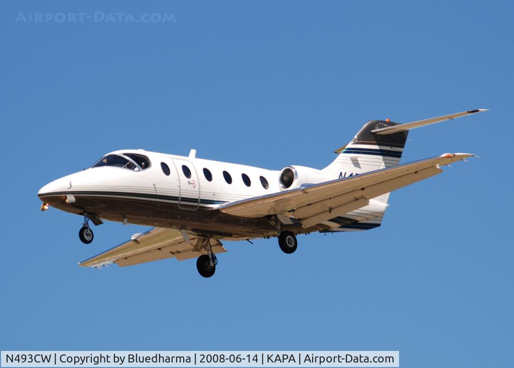 N493CW, 1994 Beech 400A Beechjet C/N RK-93, On final approach to 17L.