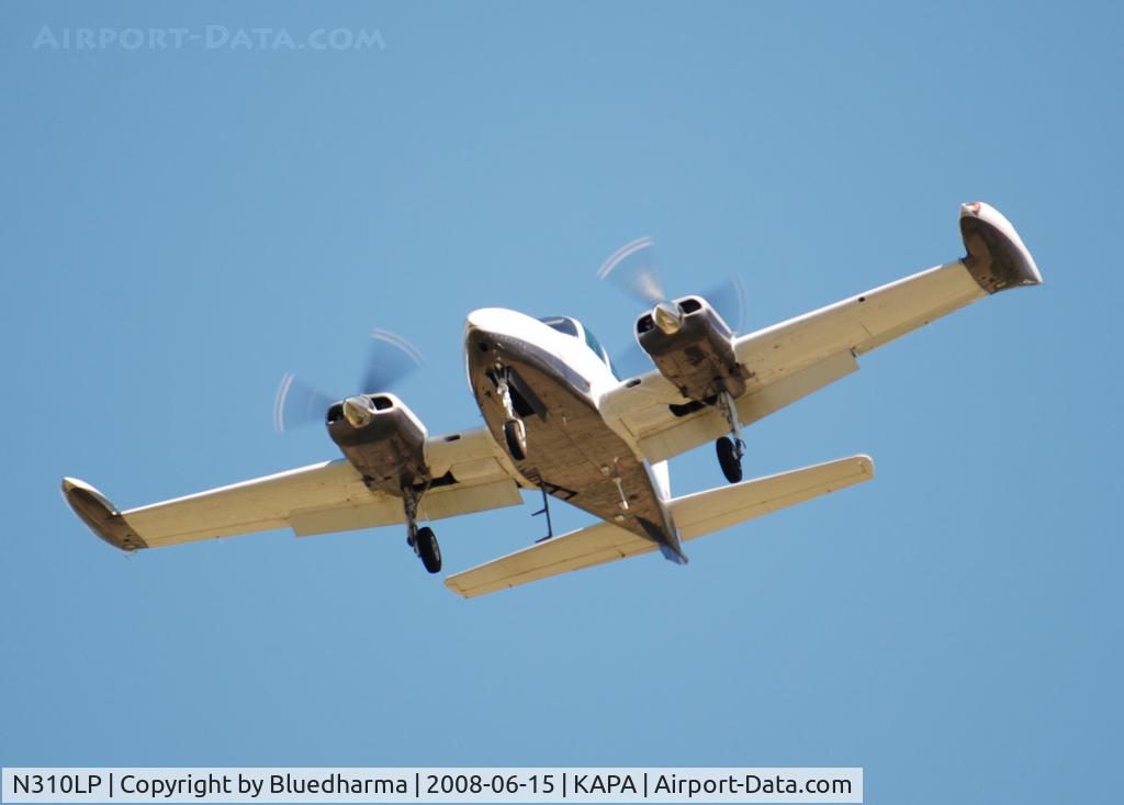 N310LP, 1979 Cessna T310R C/N 310R1656, On final approach to 17L.