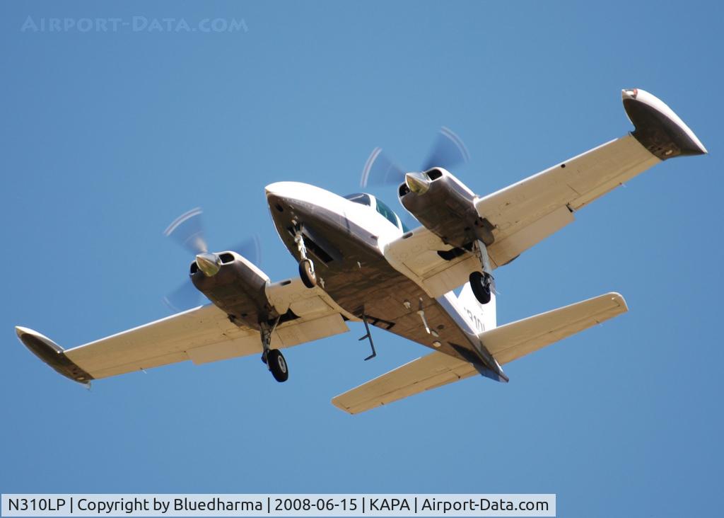N310LP, 1979 Cessna T310R C/N 310R1656, On final approach to 17L.