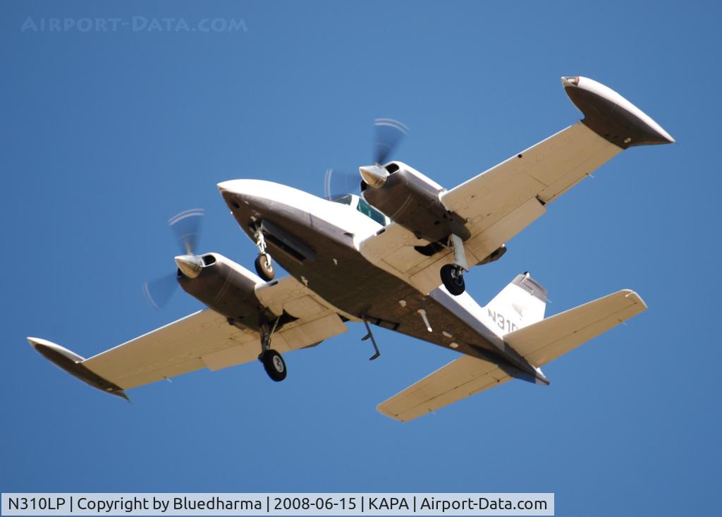 N310LP, 1979 Cessna T310R C/N 310R1656, On final approach to 17L.