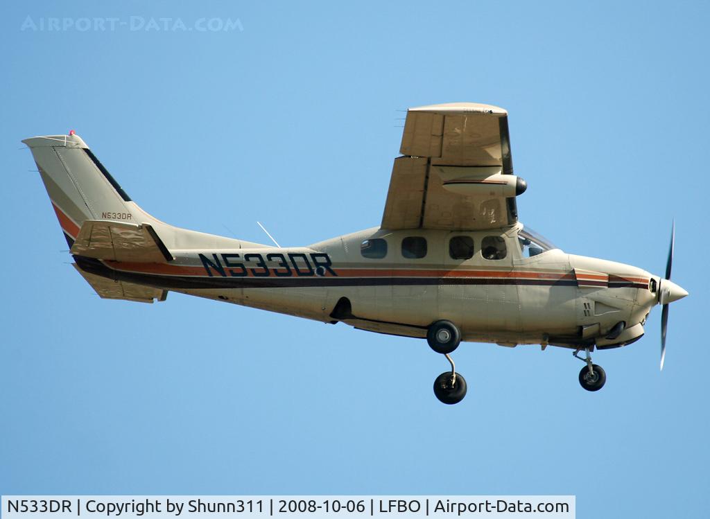 N533DR, Cessna P210N Pressurised Centurion C/N P21000584, Landing rwy 14R