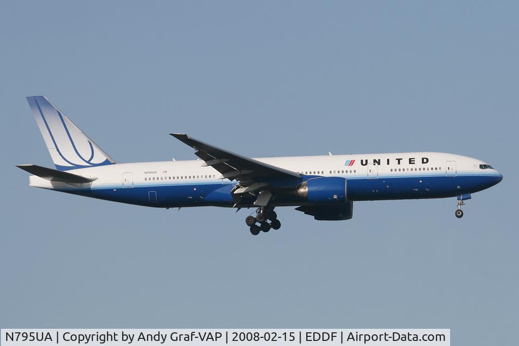 N795UA, 1997 Boeing 777-222 C/N 26927, United Airlines 777-200