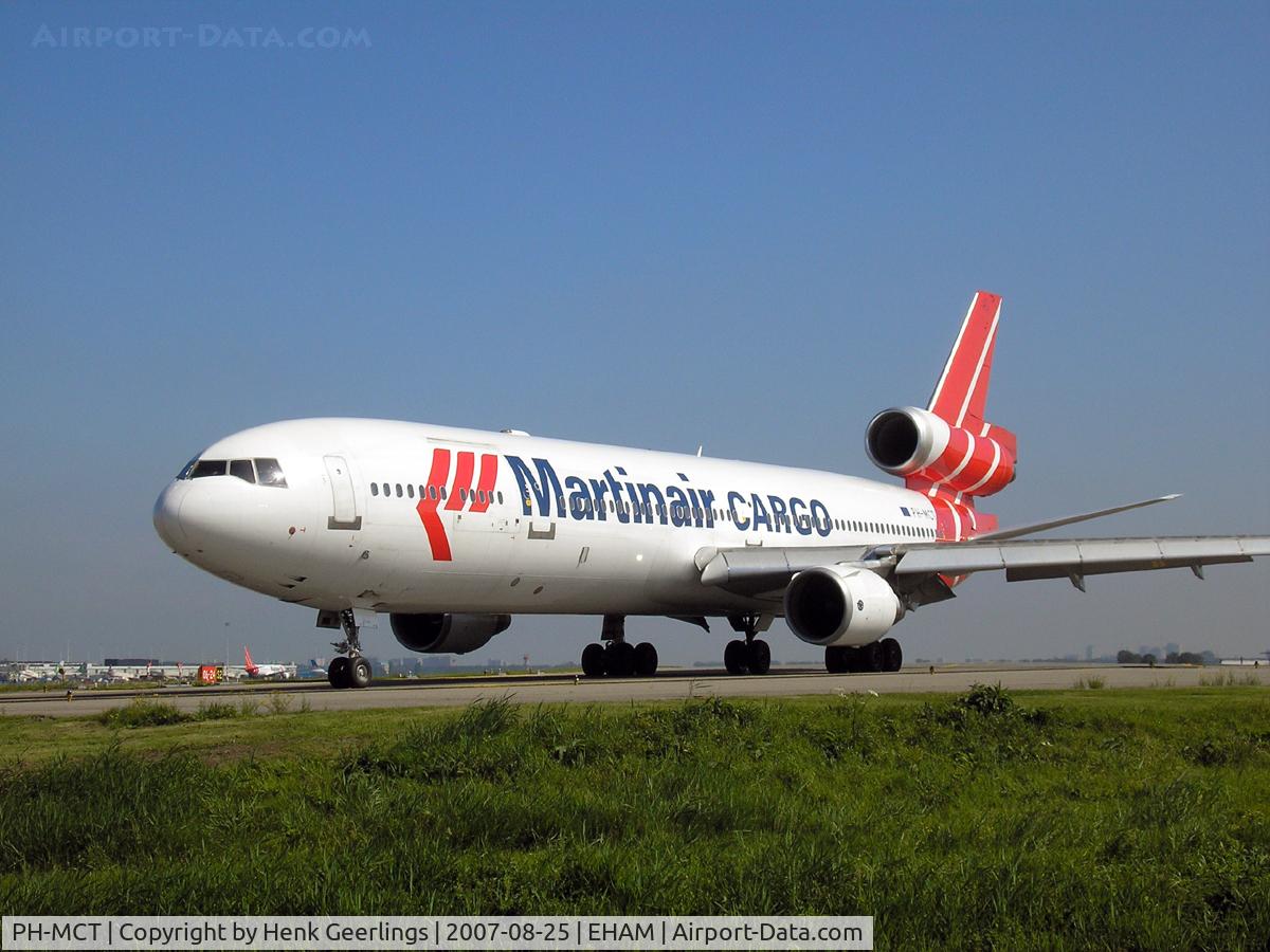 PH-MCT, 1995 McDonnell Douglas MD-11F C/N 48629, Martinair Cargo on the way out to the runway