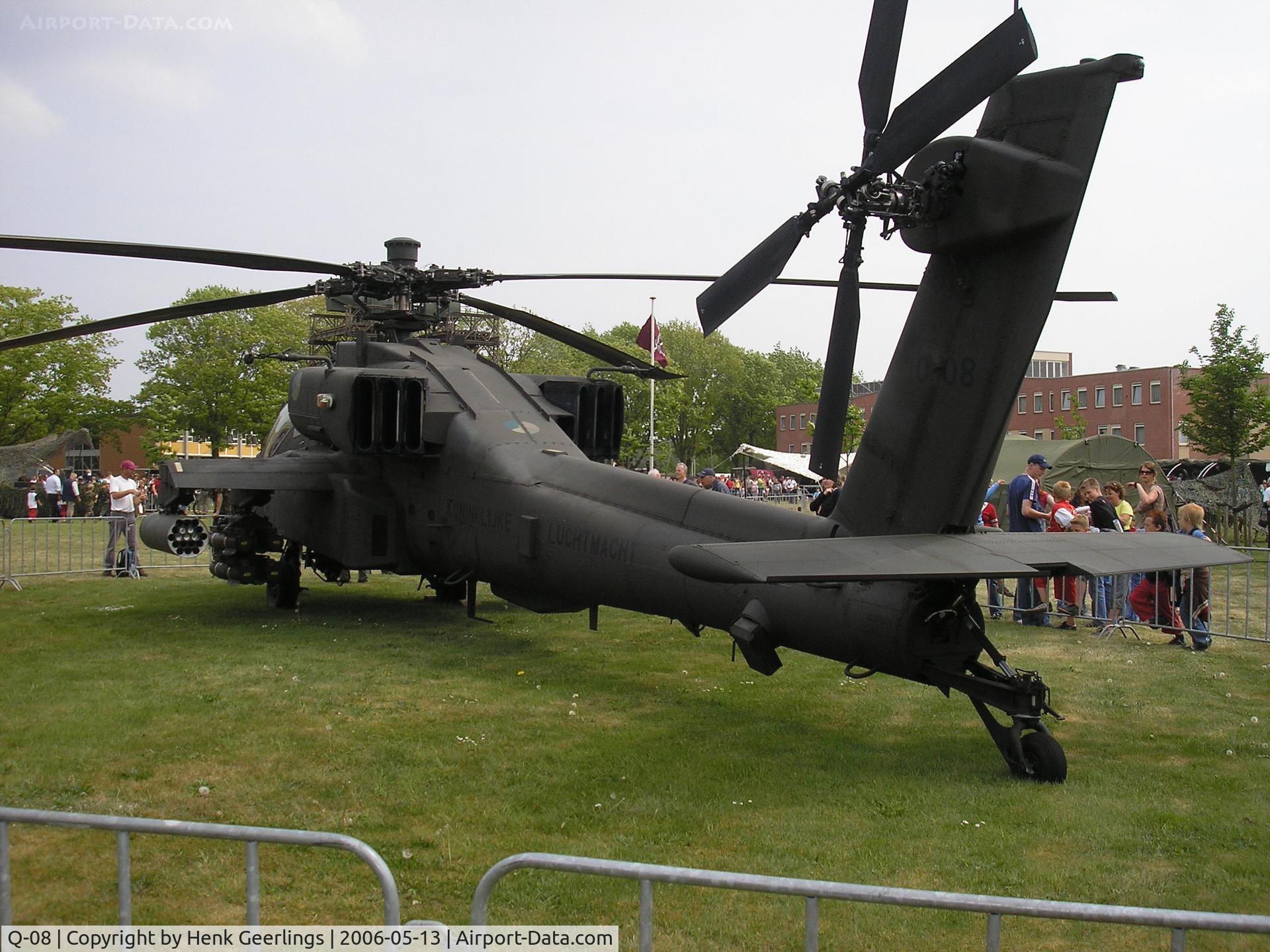 Q-08, 1998 Boeing AH-64DN Apache C/N DN008, Army Openday, 2006