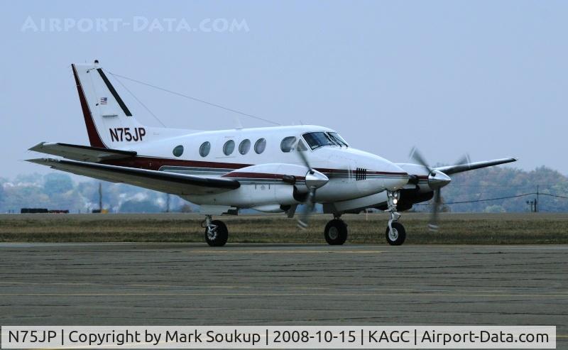 N75JP, 1975 Beech E90 King Air C/N LW-158, N75JP @ KAGC