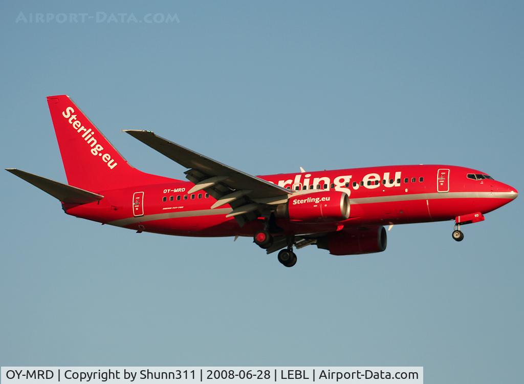 OY-MRD, 1998 Boeing 737-7L9 C/N 28007, Landing rwy 25L