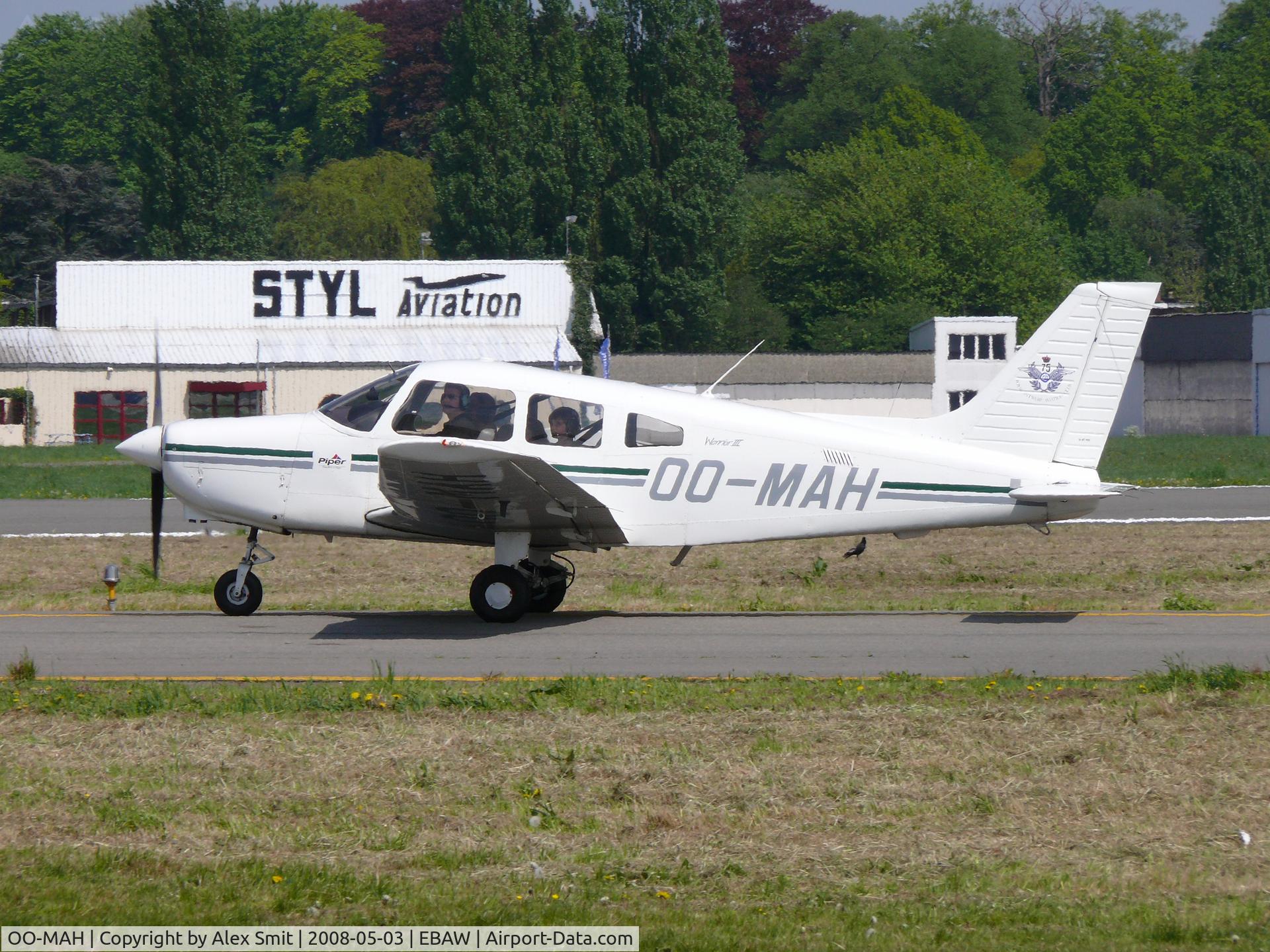 OO-MAH, Piper PA-28-161 Warrior III C/N 2842167, Piper Pa28-161 Warrior III OO-MAH