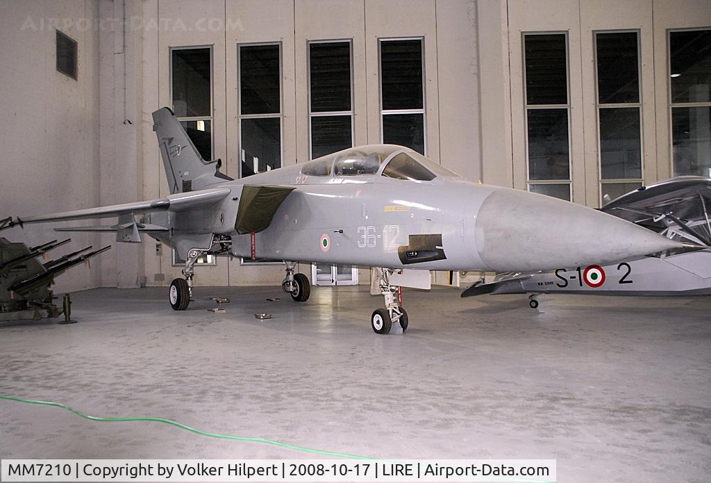 MM7210, 1988 Panavia Tornado ADV C/N 728/AS080/3331, Panavia F.3 Tornado ADV