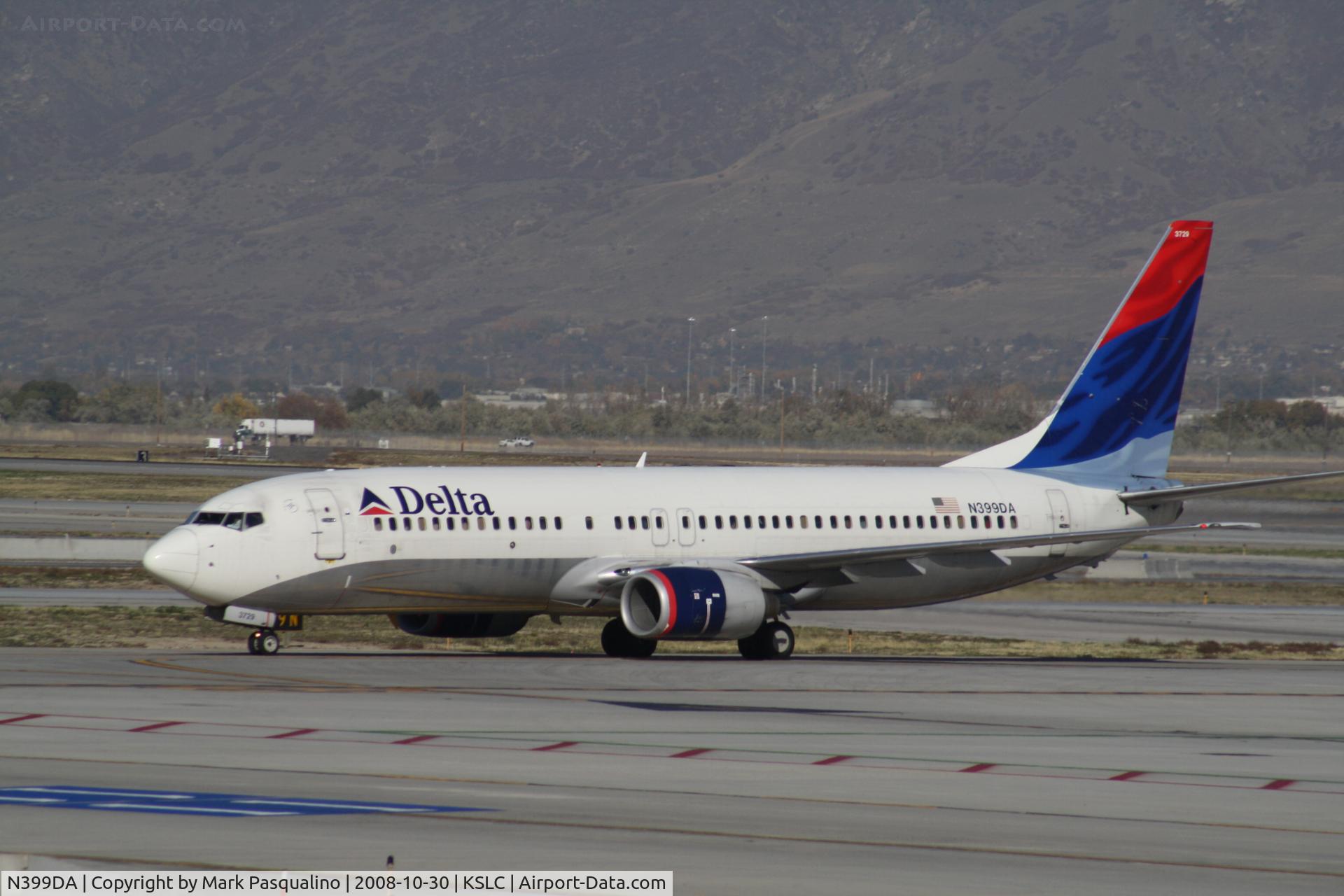 N399DA, 2000 Boeing 737-832 C/N 30379, Boeing 737-800