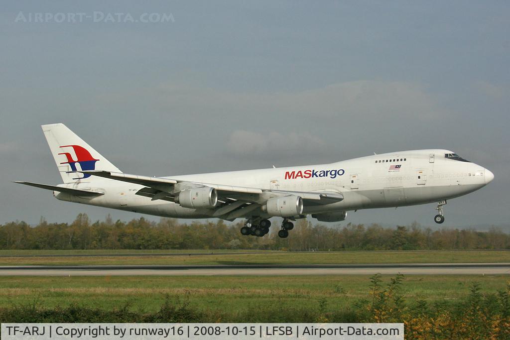TF-ARJ, 1987 Boeing 747-236SF C/N 23735, landing rwy 15