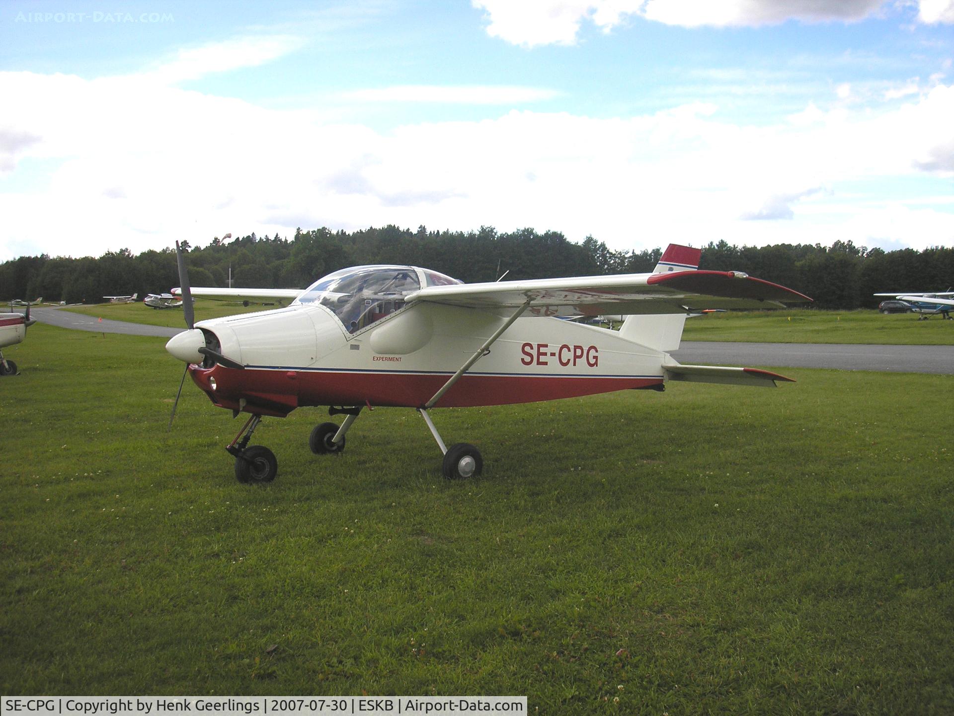 SE-CPG, 2002 Malmo MFI-9 Junior C/N 002, Barkarby Airport