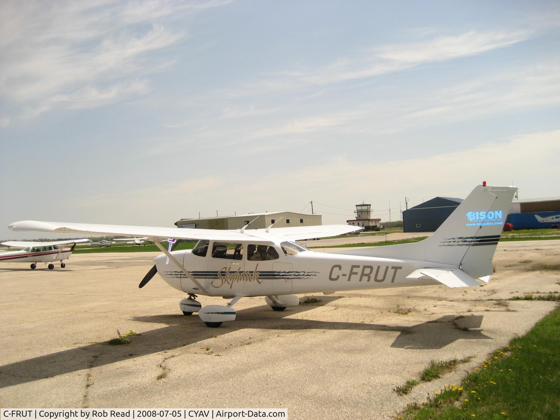C-FRUT, 1997 Cessna 172R C/N 17280250, 1997 172R