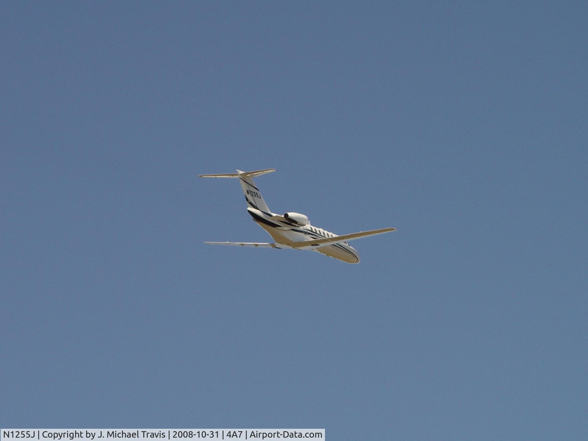 N1255J, 2006 Cessna 525B CitationJet CJ3 C/N 525B0109, N1255J departing Tara Field.