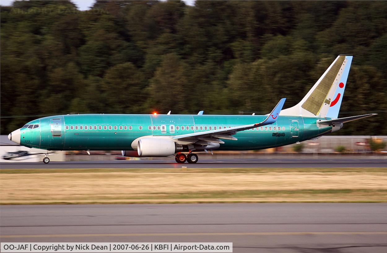 OO-JAF, 2007 Boeing 737-8K5 C/N 35133, At BFI as N1780B prior to paint
