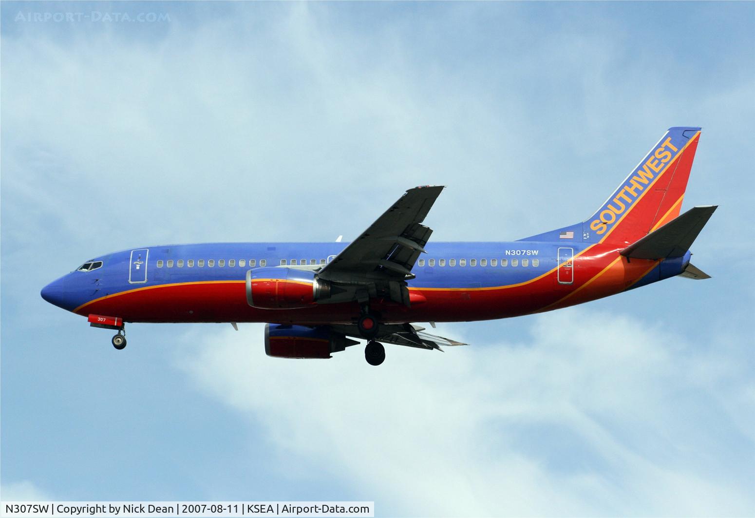 N307SW, 1985 Boeing 737-3H4 C/N 22947, /