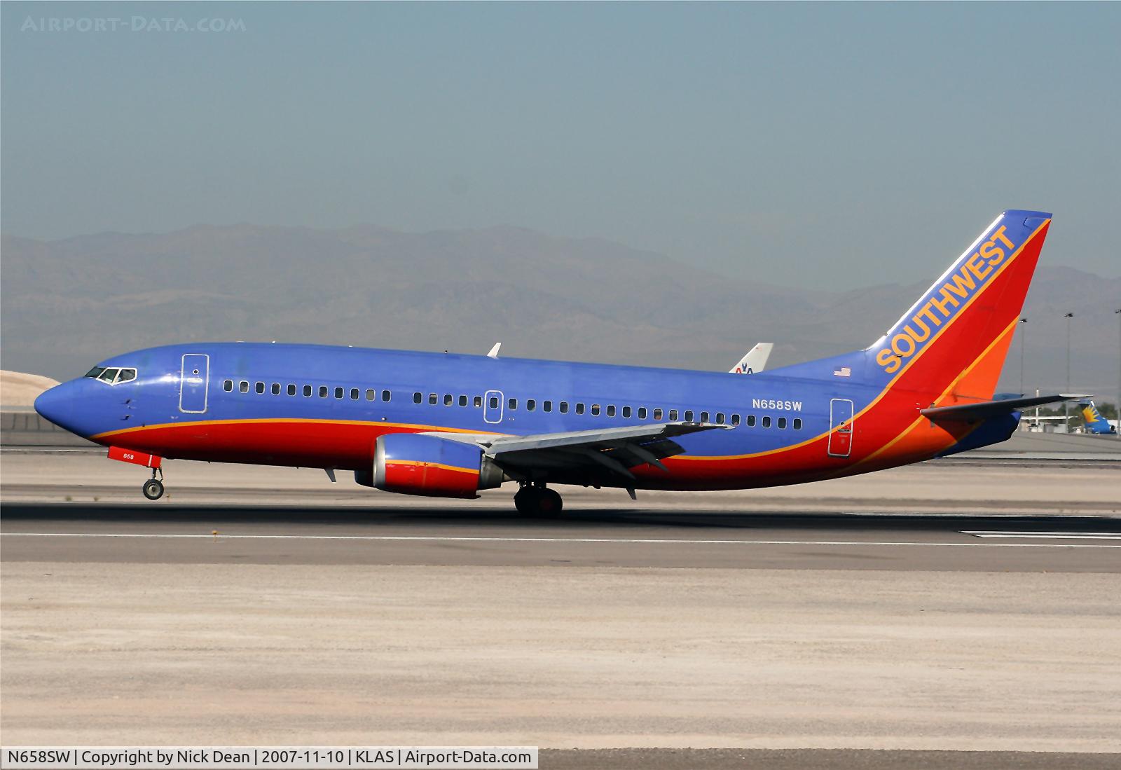 N658SW, 1985 Boeing 737-3L9 C/N 23332, /