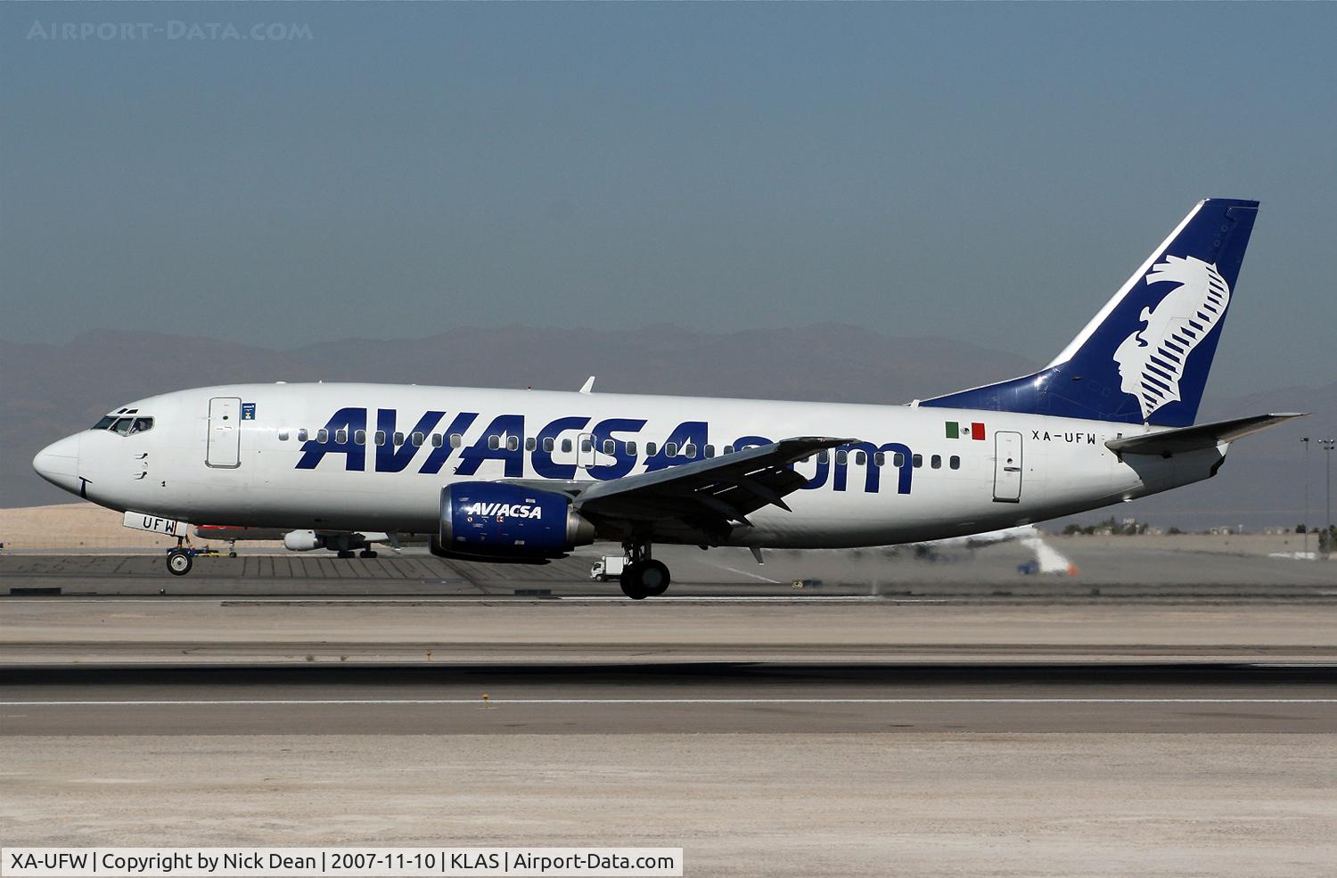 XA-UFW, 1987 Boeing 737-301 C/N 23558, /