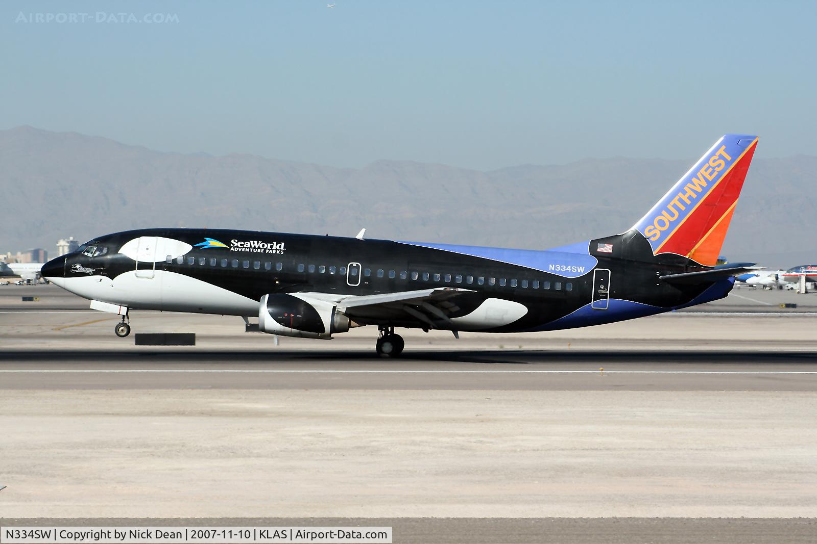 N334SW, 1988 Boeing 737-3H4 C/N 23938, /
