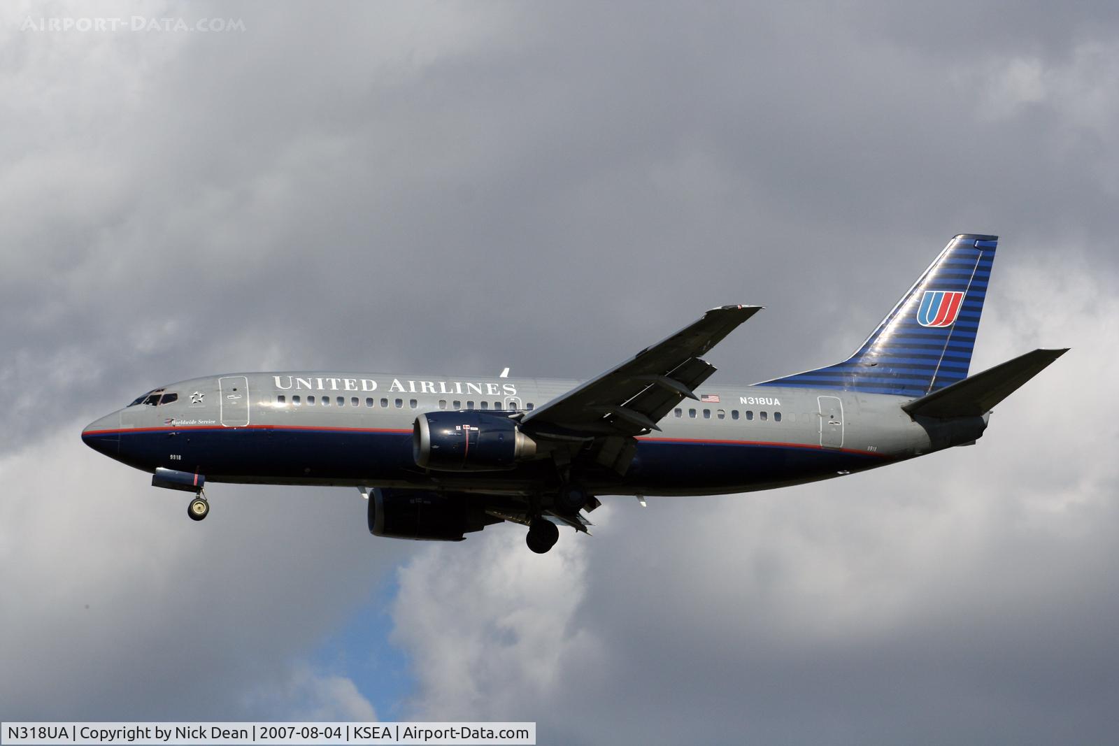 N318UA, 1988 Boeing 737-322 C/N 23950, /
