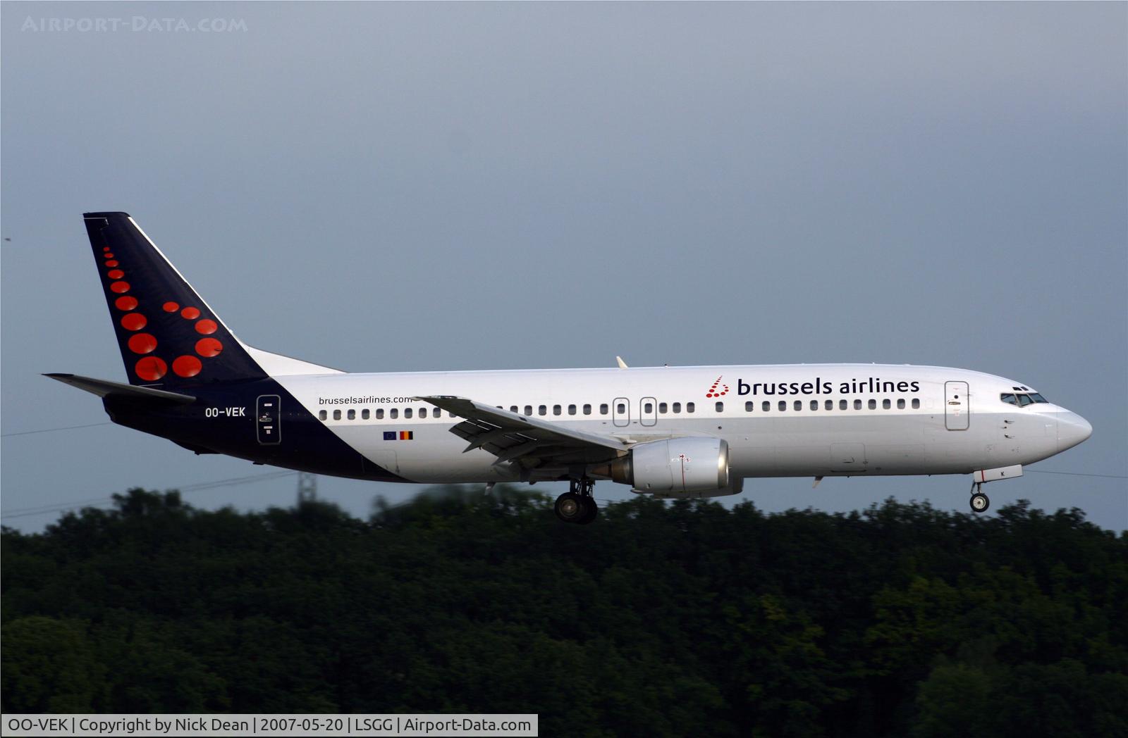 OO-VEK, 1989 Boeing 737-405 C/N 24270, /