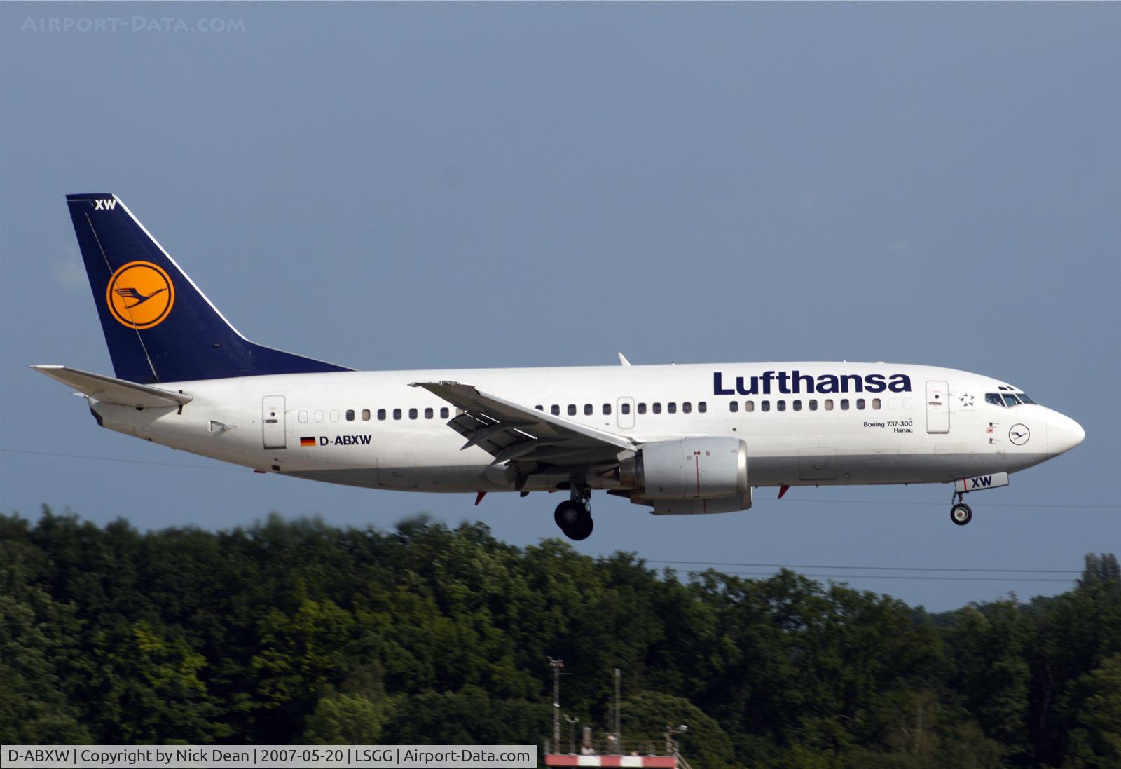D-ABXW, 1989 Boeing 737-330 C/N 24561, LSGG