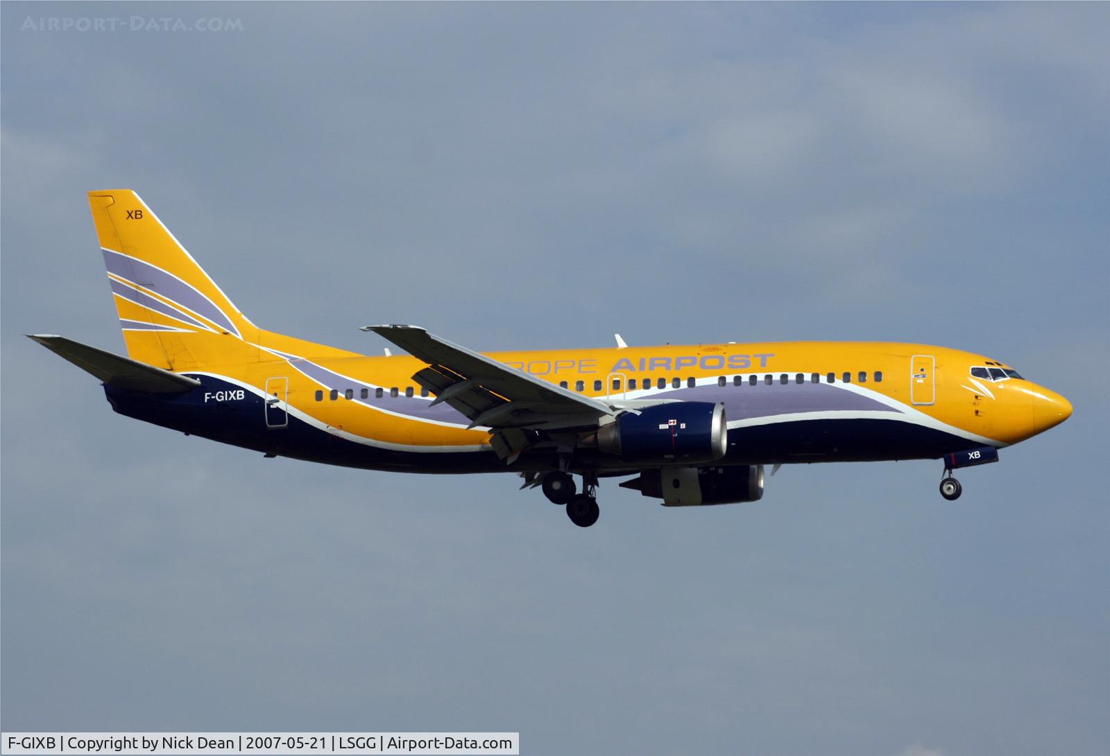 F-GIXB, 1990 Boeing 737-33A(QC) C/N 24789, /