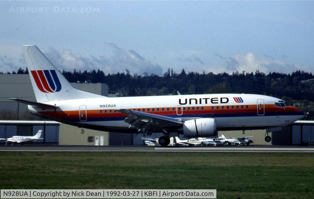 N928UA, 1992 Boeing 737-522 C/N 26651, /