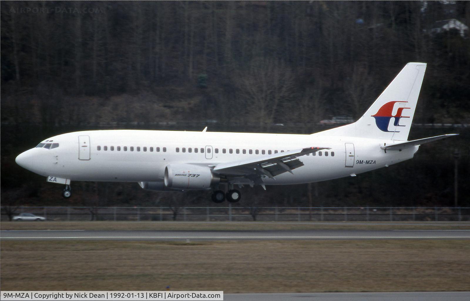 9M-MZA, 1992 Boeing 737-3H6 C/N 27125, /