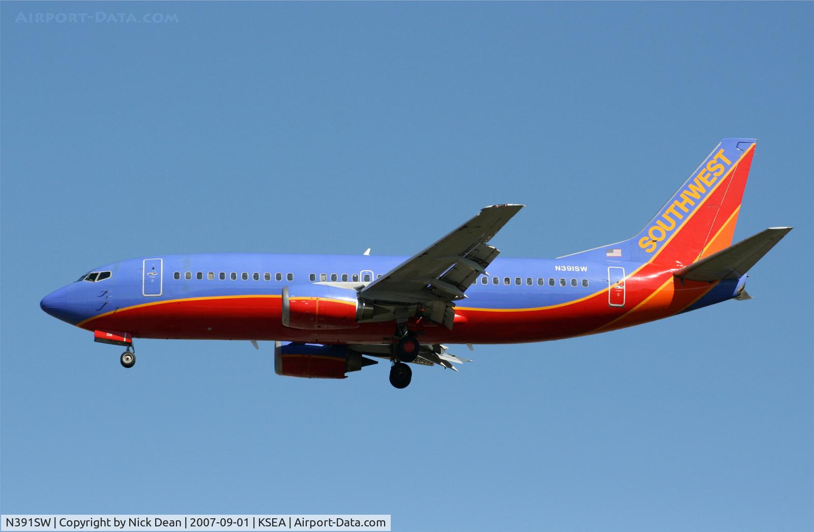 N391SW, 1994 Boeing 737-3H4 C/N 27378, /