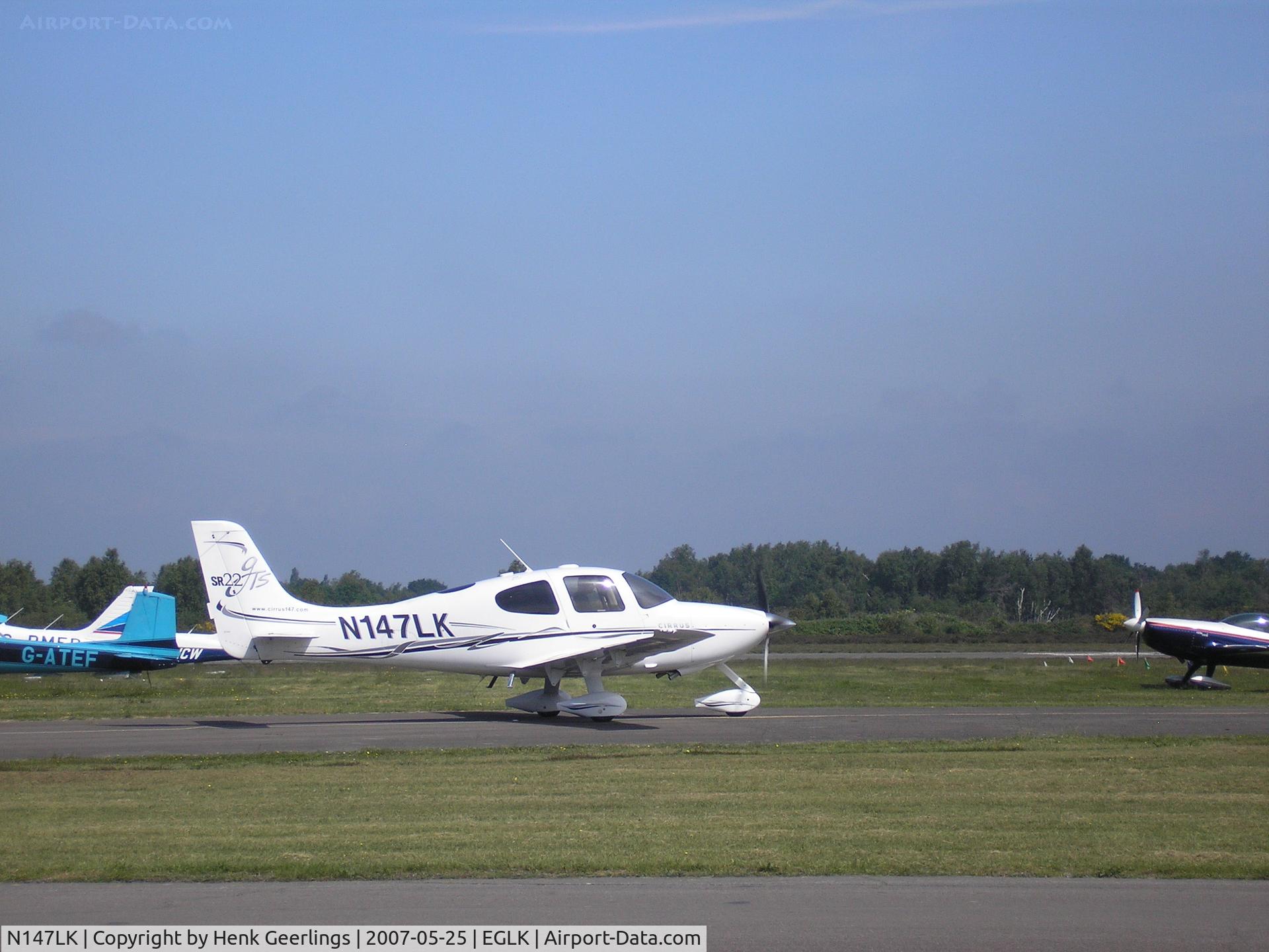 N147LK, 2005 Cirrus SR22 GTS C/N 1687, Blackbushe airport
