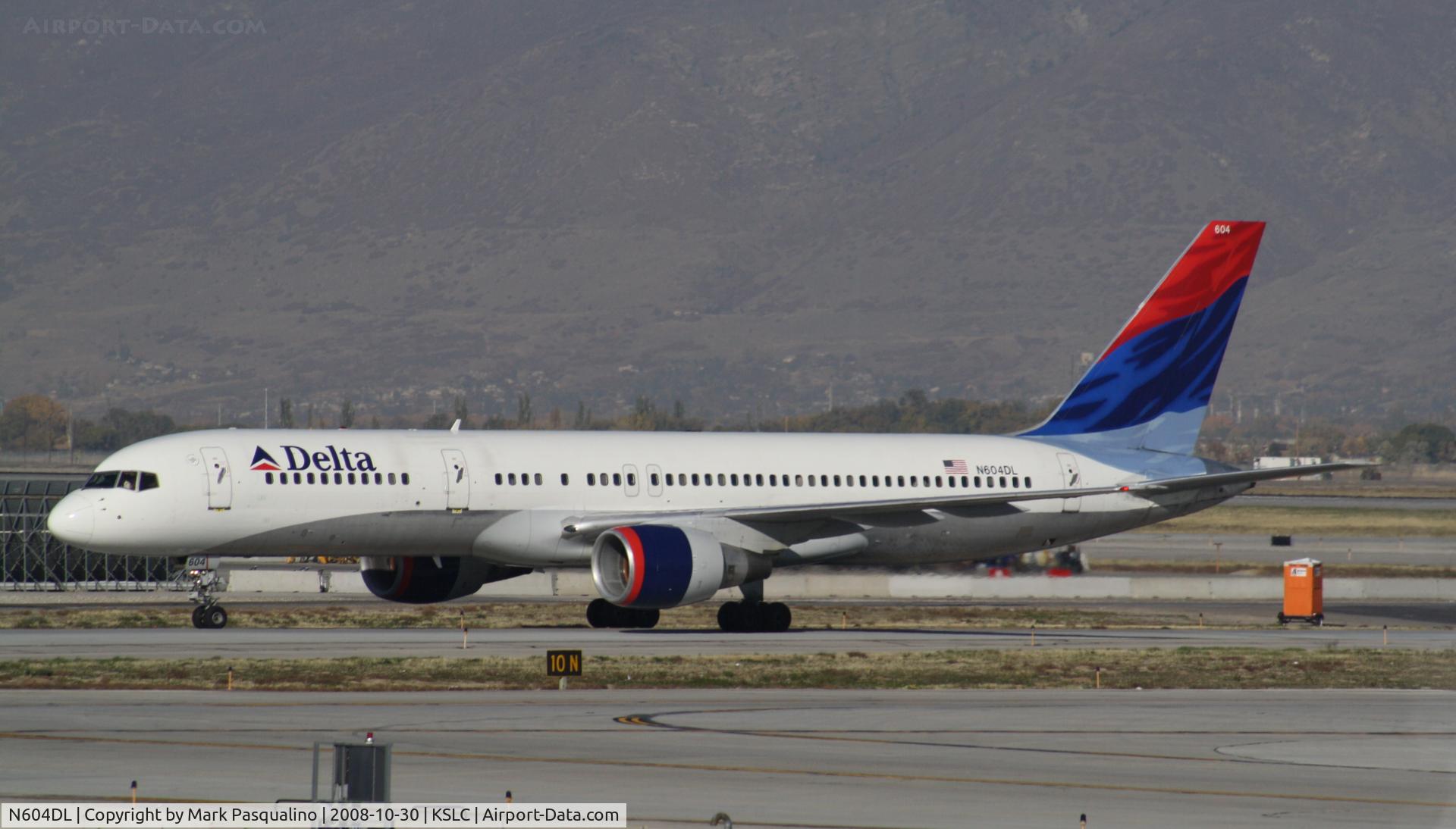 N604DL, 1984 Boeing 757-232 C/N 22811, Boeing 757-200