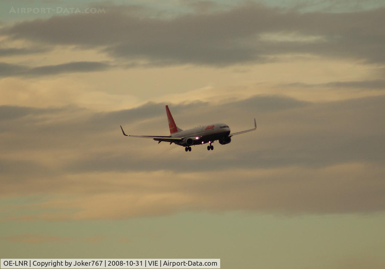 OE-LNR, 2005 Boeing 737-8Z9 C/N 33833, Lauda Air Boeing 737-8Z9(WL)