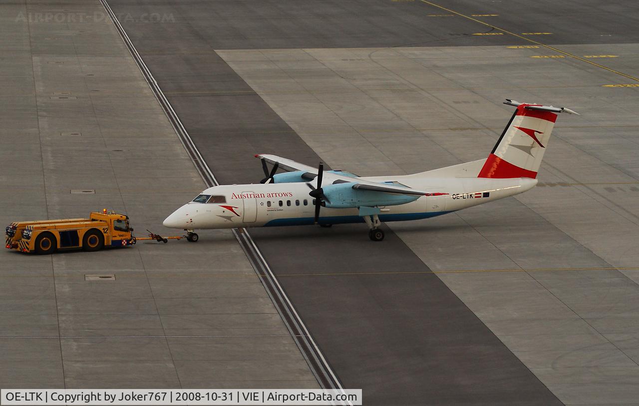 OE-LTK, 1997 De Havilland Canada DHC-8-314Q Dash 8 C/N 483, Austrian arrows De Havilland Canada DHC-8-314Q