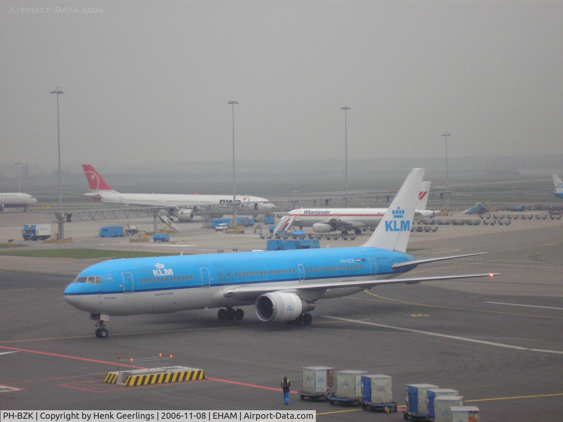 PH-BZK, 1997 Boeing 767-306 C/N 27614, Schiphol