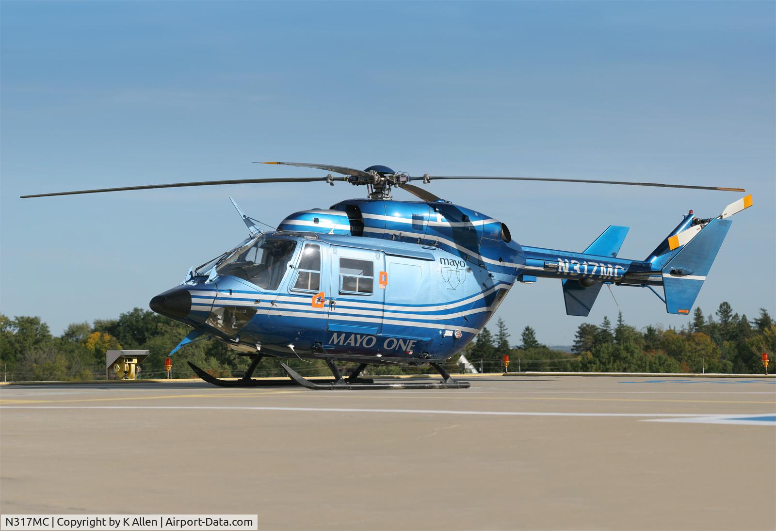 N317MC, 1993 Eurocopter-Kawasaki BK-117C-1 C/N 7505, Landing at the Mayo Clinic helipad in Rochester, MN