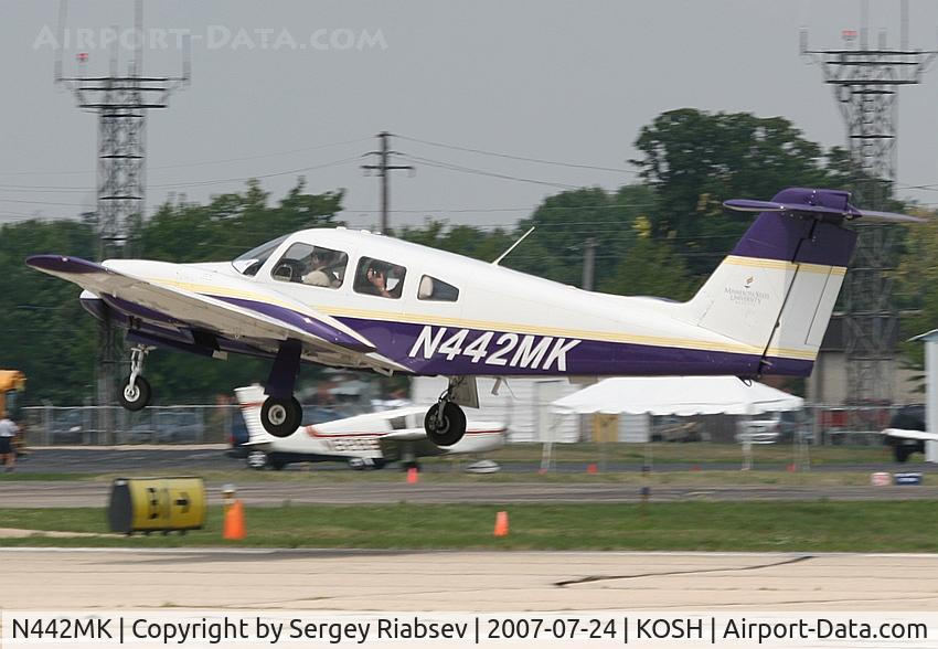 N442MK, Piper PA-44-180 Seminole C/N 44-7995301, EAA AirVenture 2007